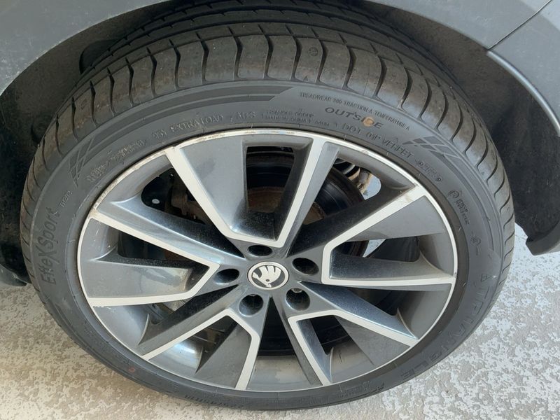 Skoda Octavia 2.0 TDI Scout 4x4 2019 – снимка 5