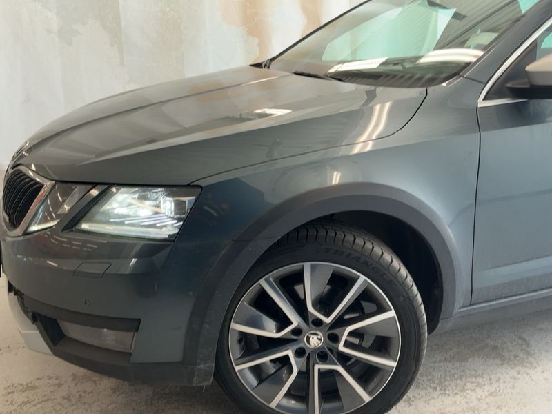 Skoda Octavia 2.0 TDI Scout 4x4 2019 – снимка 2