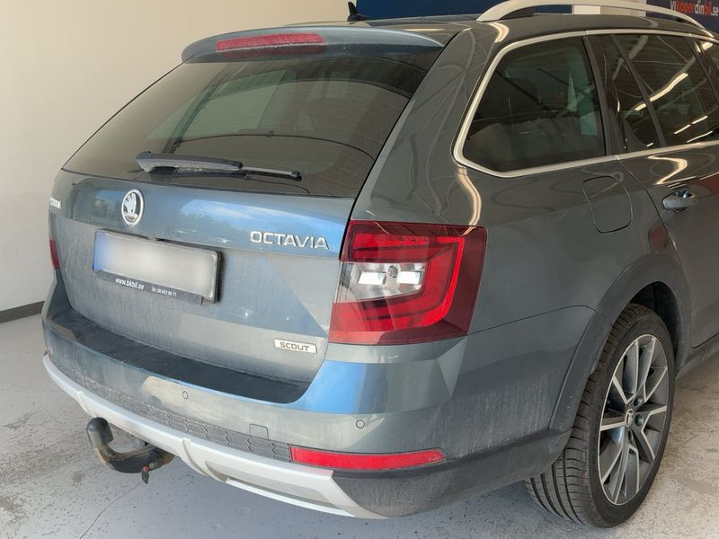 Skoda Octavia 2.0 TDI Scout 4x4 2019 – снимка 8