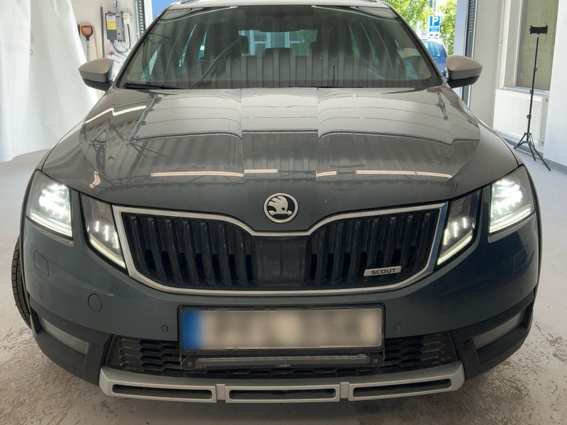 Skoda Octavia 2.0 TDI Scout 4x4 2019 – снимка 14