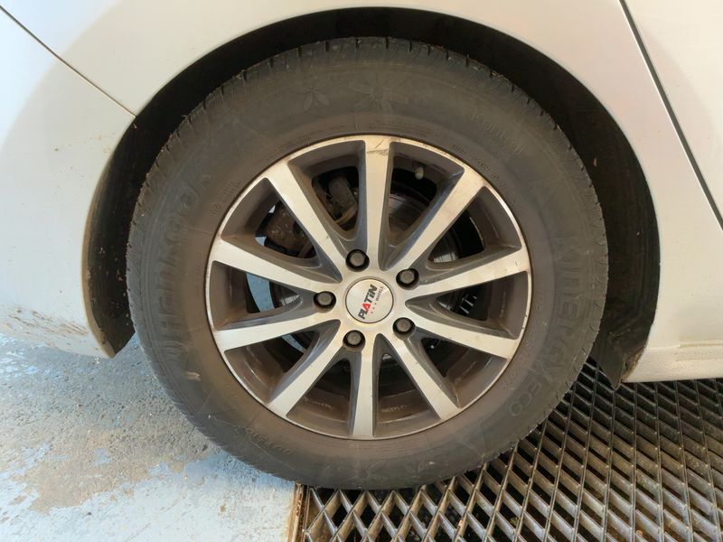 Hyundai i30 1.6 CRDi Style 2014 – снимка 9