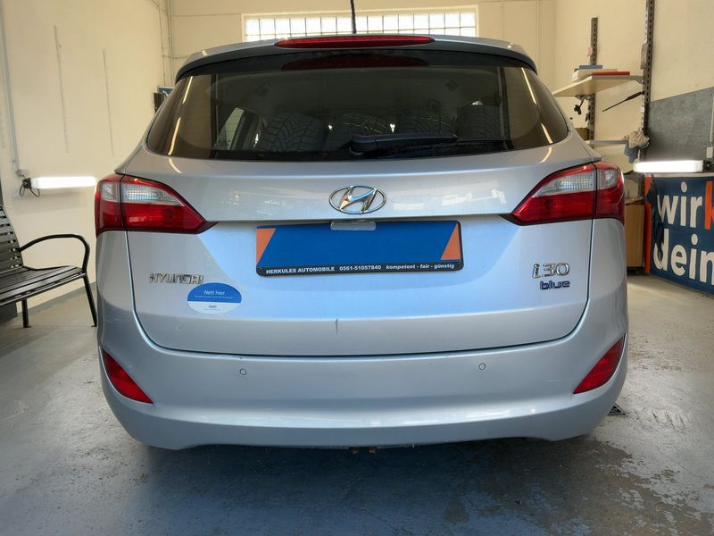Hyundai i30 1.6 CRDi Style 2014 – снимка 7