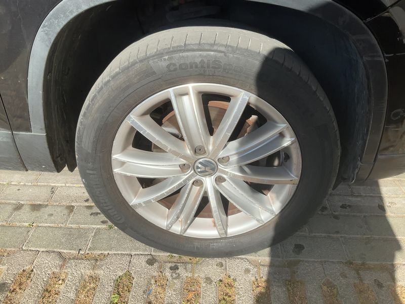 Volkswagen Tiguan 2.0 TDI Sport & Style 4Motion 2011 – снимка 11