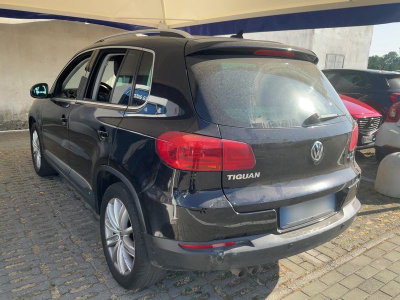 Volkswagen Tiguan 2.0 TDI Sport & Style 4Motion 2011 – снимка 6