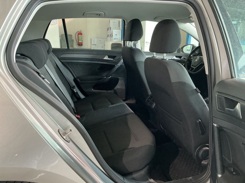 Volkswagen Golf VII 1.0 TSI Comfortline BlueMotion Tech 2019 – снимка 19