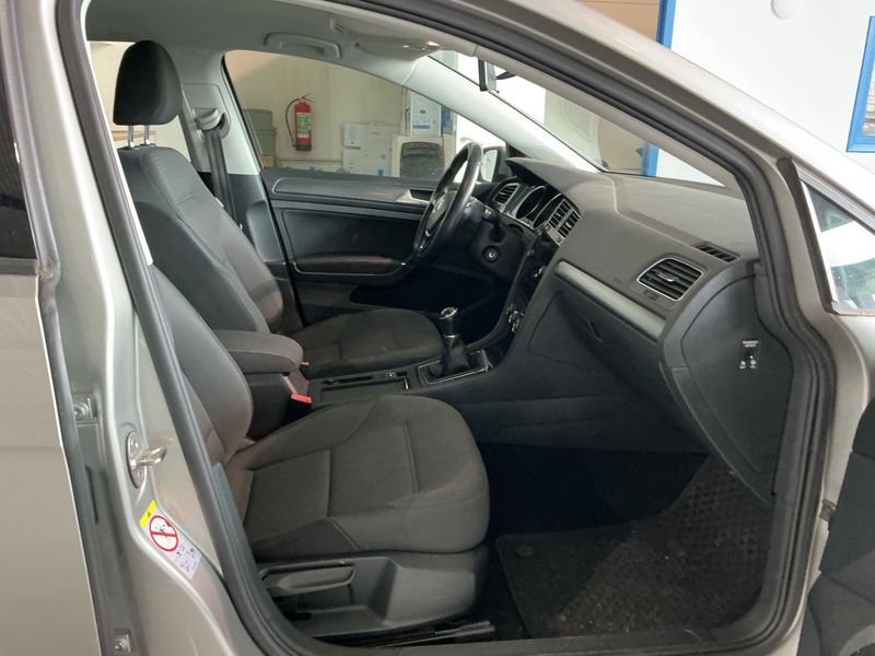 Volkswagen Golf VII 1.0 TSI Comfortline BlueMotion Tech 2019 – снимка 16