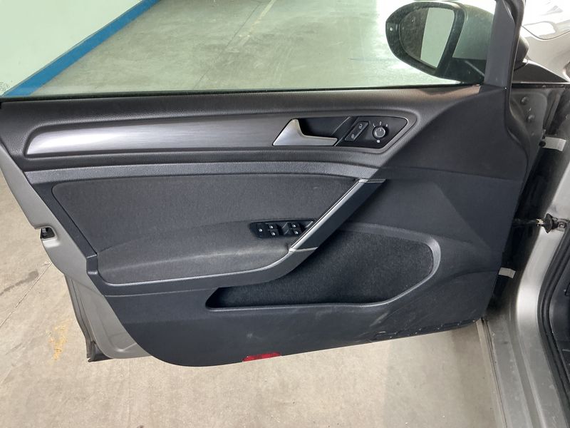 Volkswagen Golf VII 1.0 TSI Comfortline BlueMotion Tech 2019 – снимка 24