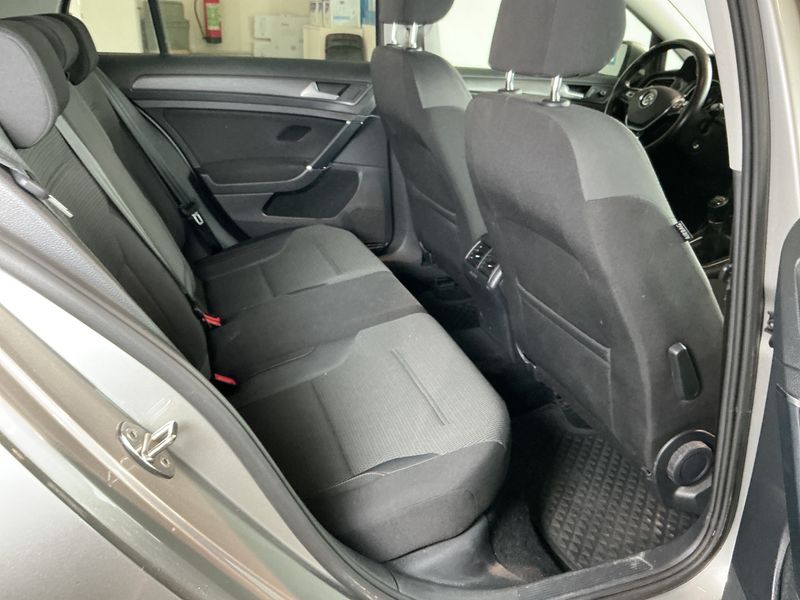 Volkswagen Golf VII 1.0 TSI Comfortline BlueMotion Tech 2019 – снимка 26