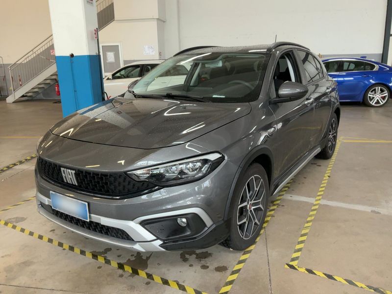 Fiat Tipo 1.5 Mild-Hybrid Cross 2023 – снимка 1