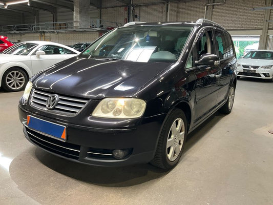 Volkswagen Touran 1.6 FSI Highline 2003 – снимка 1