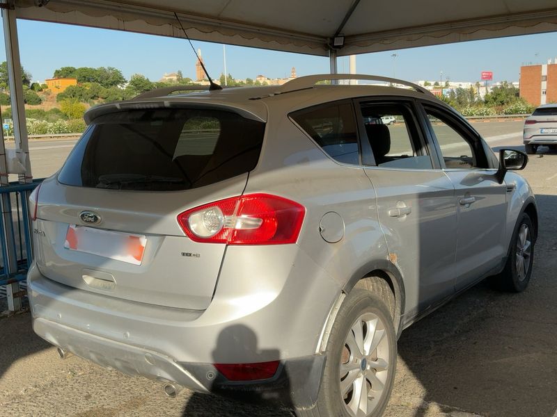 Ford Kuga 2.0 TDCi Trend 2011 – снимка 8
