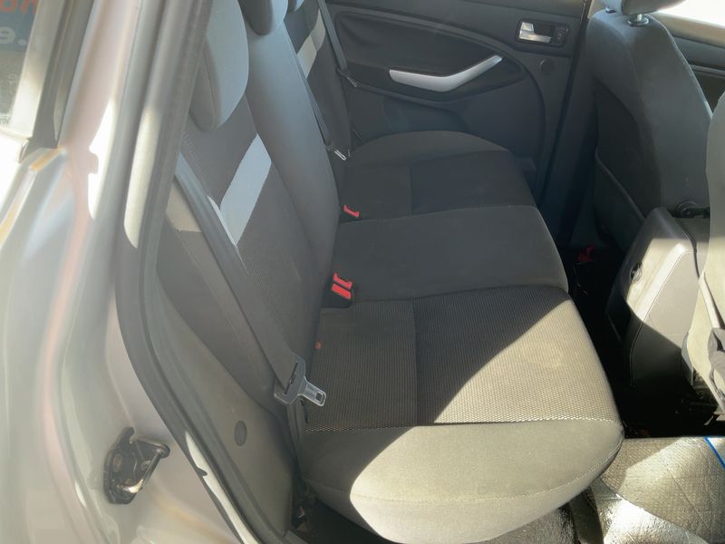 Ford Kuga 2.0 TDCi Trend 2011 – снимка 19
