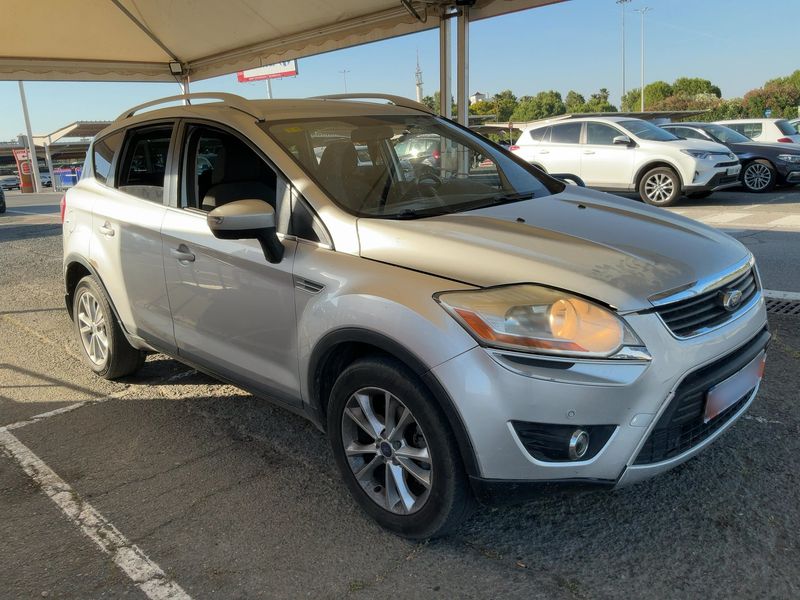Ford Kuga 2.0 TDCi Trend 2011 – снимка 12