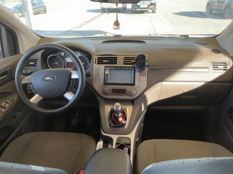 Ford Kuga 2.0 TDCi Trend 2011 – снимка 17