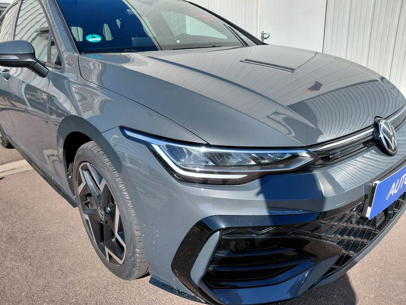 Volkswagen Golf VIII 1.5 TSI R-Line 2025 – снимка 6