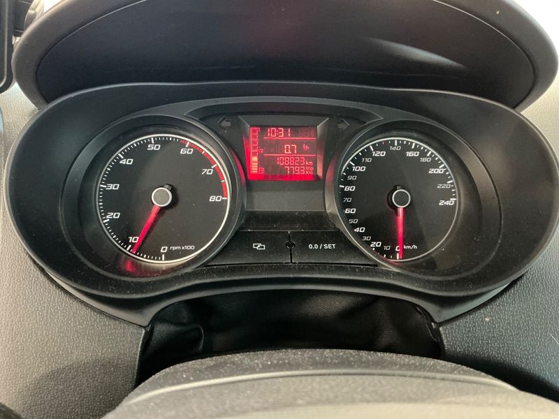 Seat Ibiza 1.4 Style Viva 2013 – снимка 18