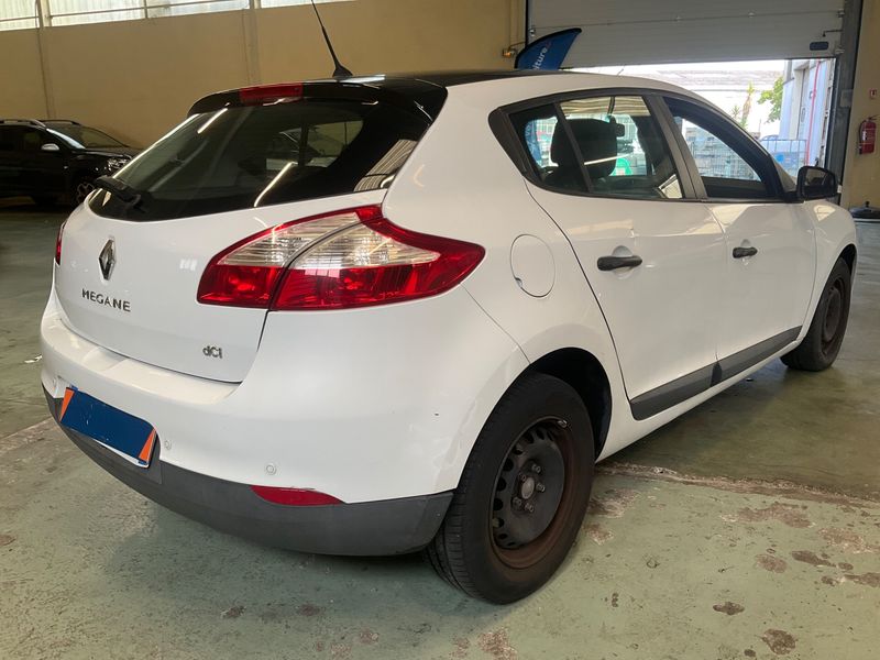 Renault Megane 1.5 dCi Société Air 2011 – снимка 2