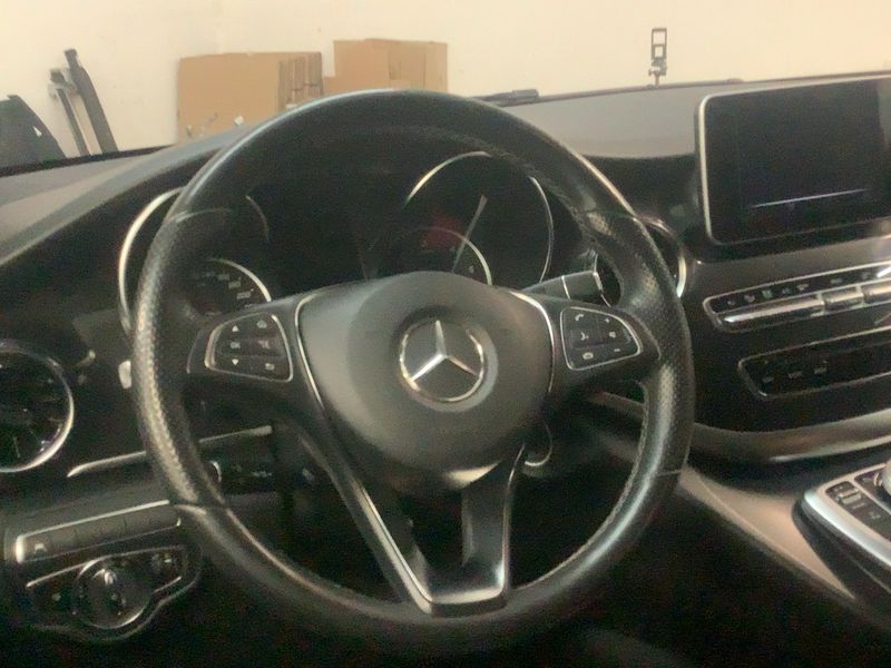 Mercedes-Benz V-Klasse V 220 d EDITION lang 2019 – снимка 18