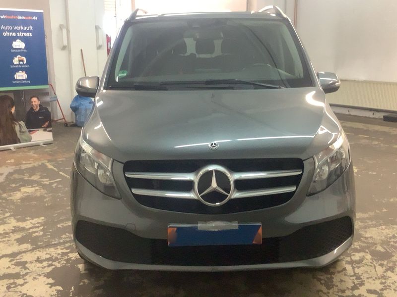 Mercedes-Benz V-Klasse V 220 d EDITION lang 2019 – снимка 14