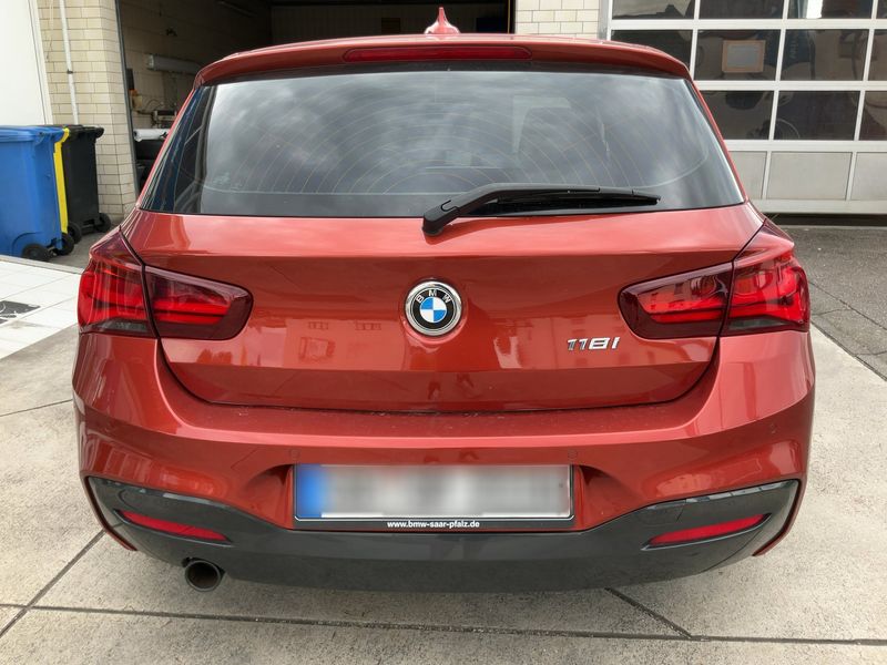 BMW 1er 118i Edition M Sport Shadow 2019 – снимка 7