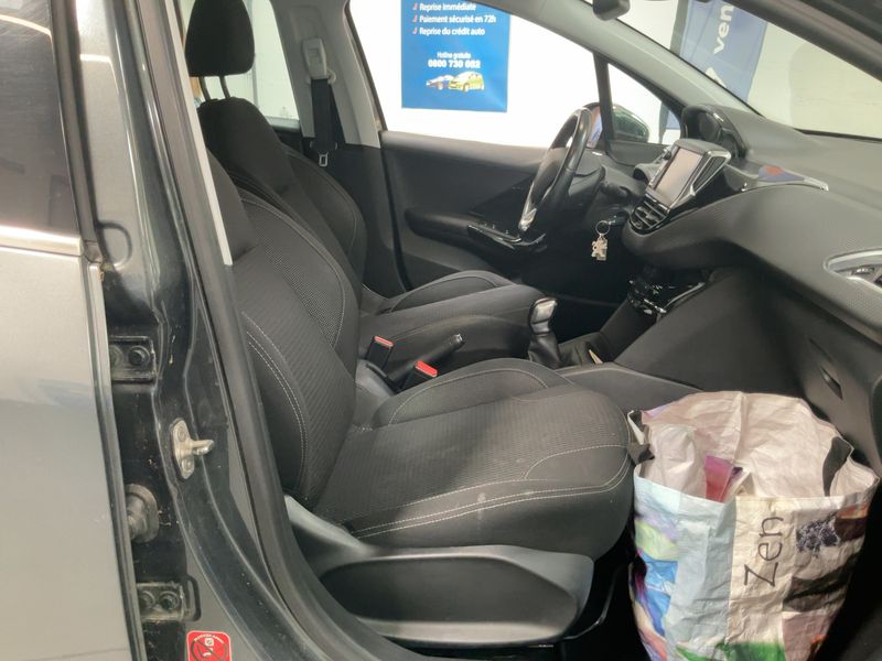 Peugeot 208 1.6 Blue-HDi Allure 2016 – снимка 16