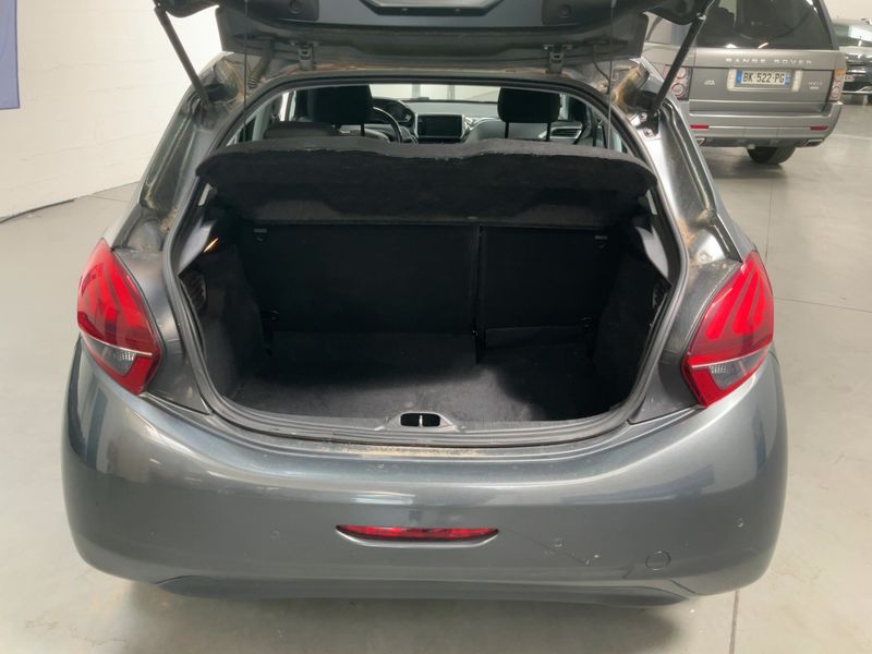 Peugeot 208 1.6 Blue-HDi Allure 2016 – снимка 15