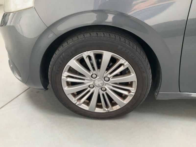 Peugeot 208 1.6 Blue-HDi Allure 2016 – снимка 3