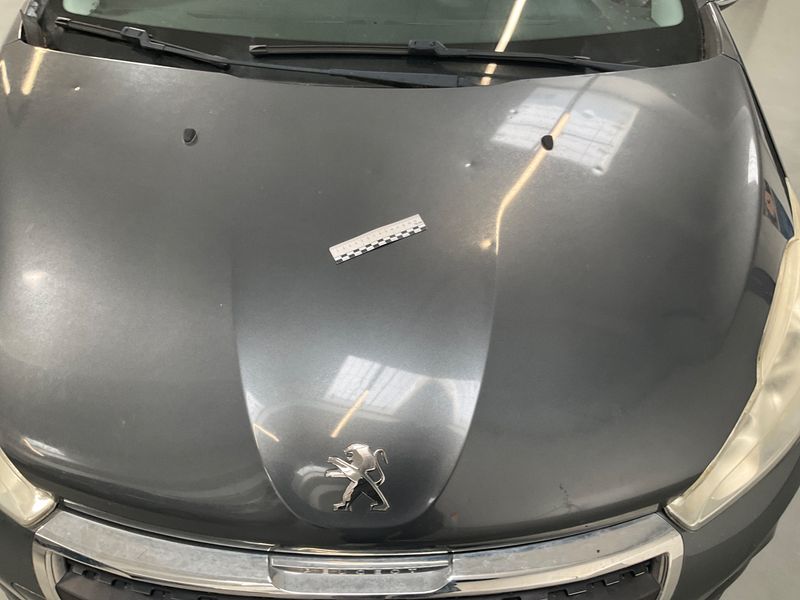 Peugeot 208 1.6 Blue-HDi Allure 2016 – снимка 29