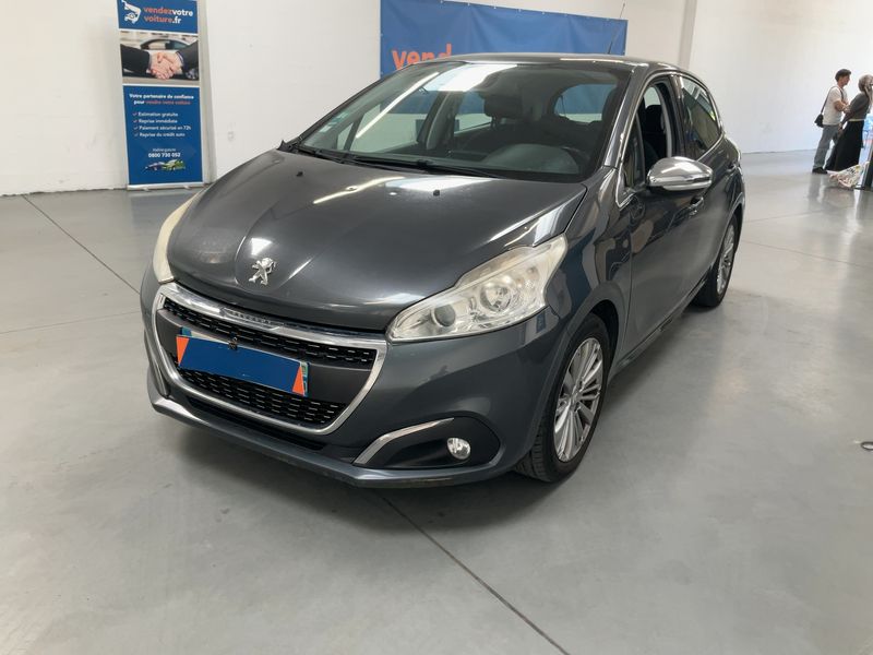 Peugeot 208 1.6 Blue-HDi Allure 2016 – снимка 1