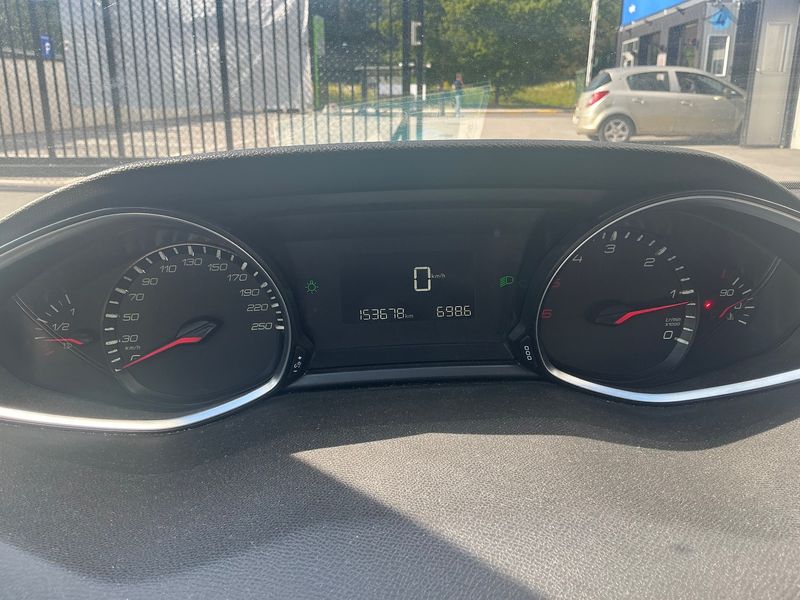 Peugeot 308 1.6 Blue-HDi Active 2016 – снимка 18