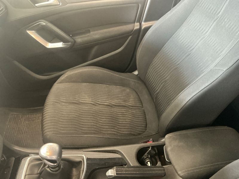 Peugeot 308 1.6 Blue-HDi Active 2016 – снимка 25