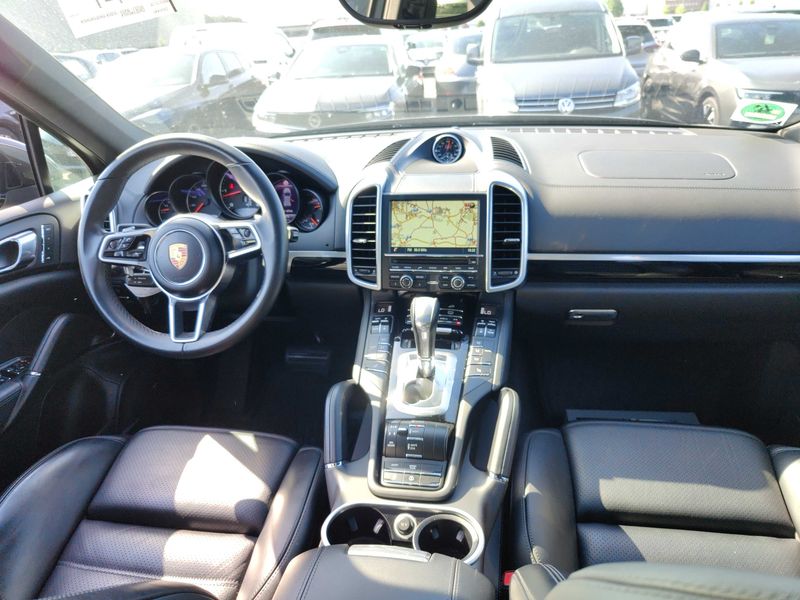 Porsche Cayenne Diesel 2016 – снимка 11