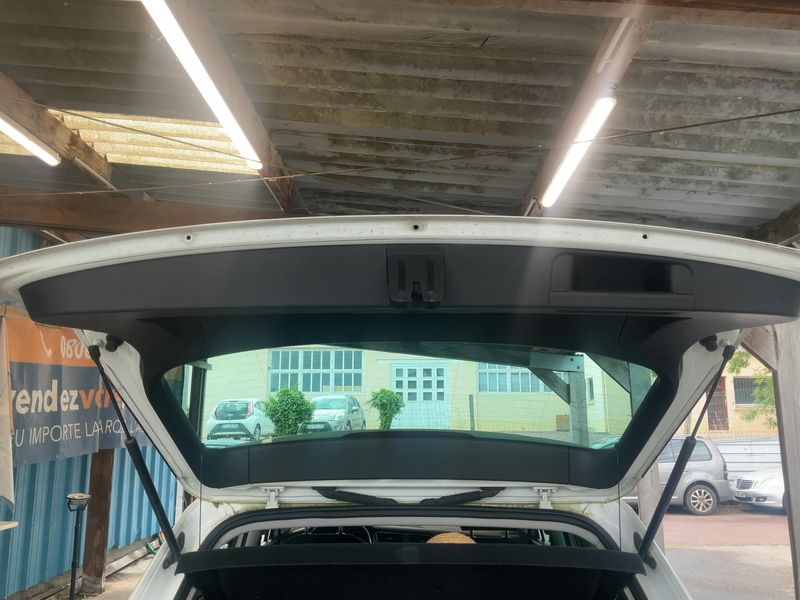 Volkswagen Tiguan 2.0 TDI Comfortline BlueMotion Tech 2016 – снимка 15