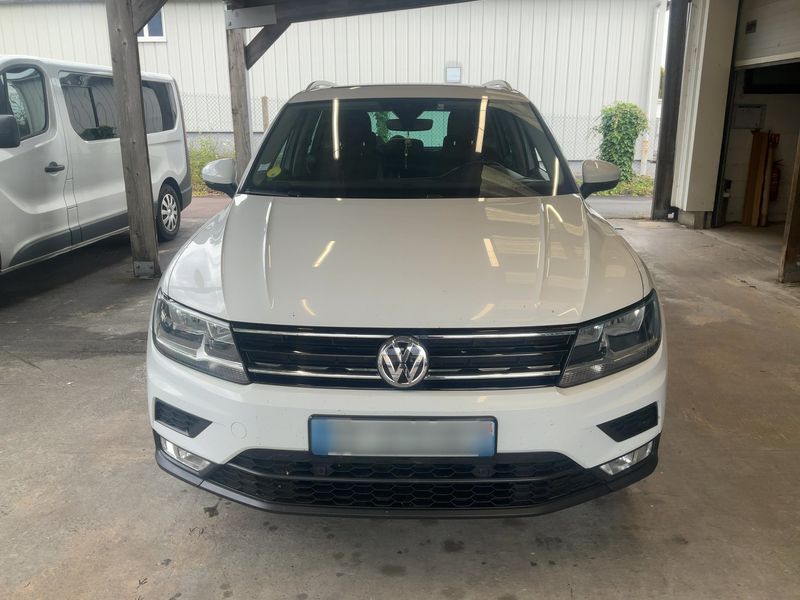 Volkswagen Tiguan 2.0 TDI Comfortline BlueMotion Tech 2016 – снимка 14