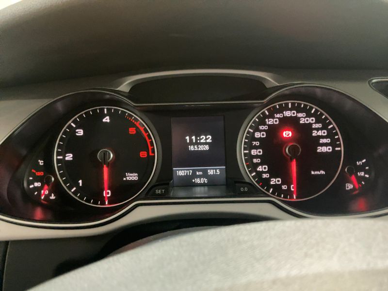 Audi A4 2.0 TDI ultra Attraction 2015 – снимка 13