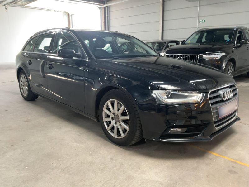 Audi A4 2.0 TDI ultra Attraction 2015 – снимка 8