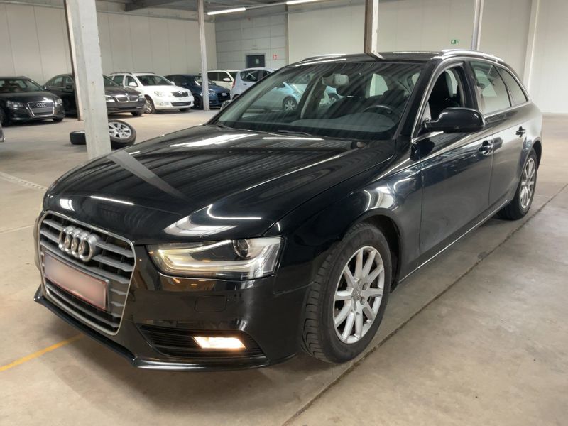 Audi A4 2.0 TDI ultra Attraction 2015