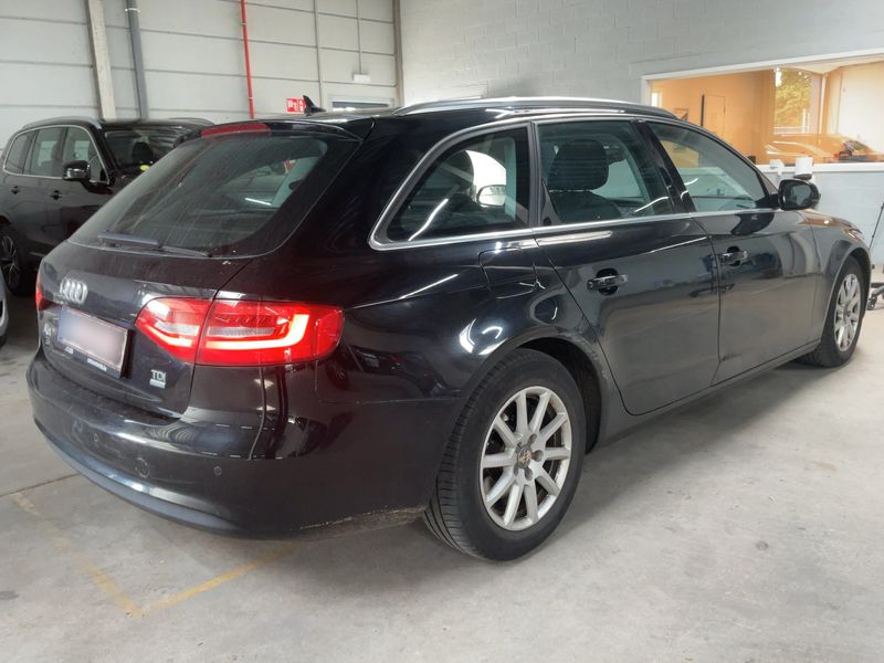 Audi A4 2.0 TDI ultra Attraction 2015 – снимка 6