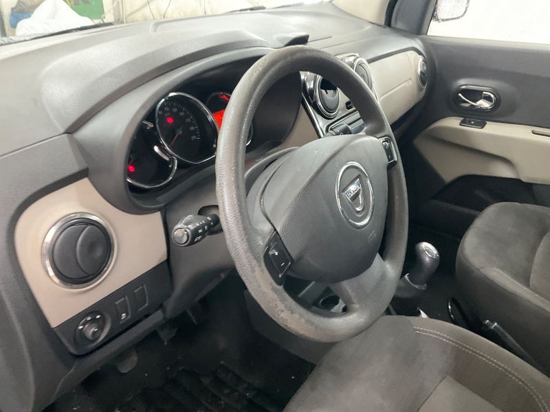 Dacia Lodgy 1.2 TCe Laureate 2017 – снимка 39