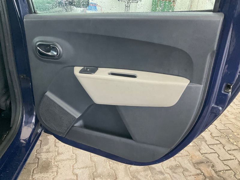 Dacia Lodgy 1.2 TCe Laureate 2017 – снимка 28