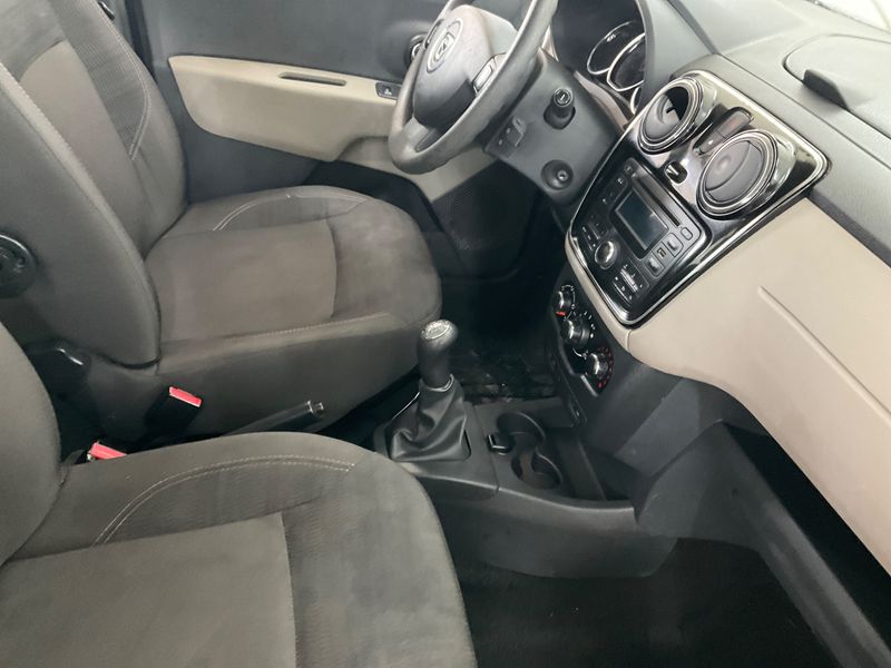 Dacia Lodgy 1.2 TCe Laureate 2017 – снимка 25
