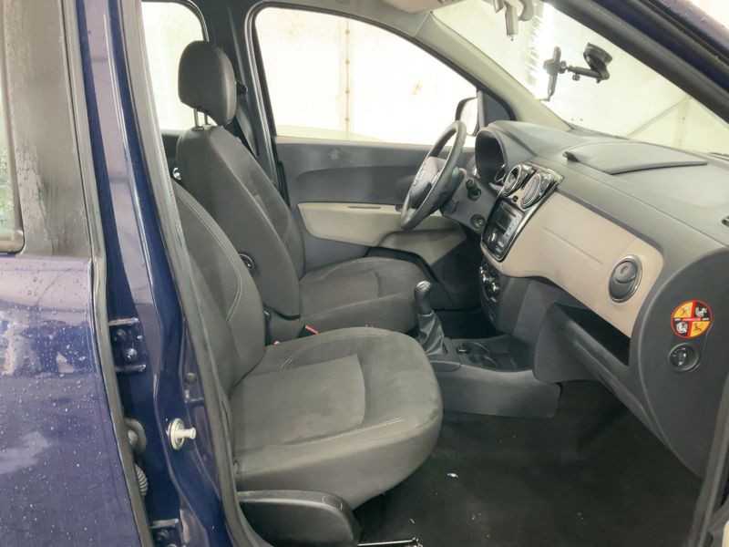 Dacia Lodgy 1.2 TCe Laureate 2017 – снимка 16