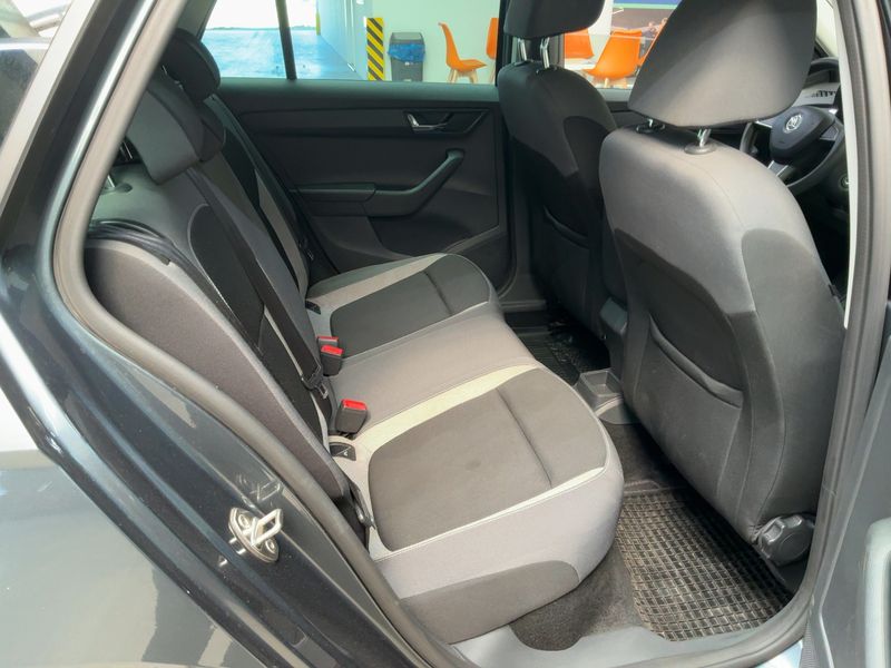 Skoda Fabia 1.4 TDI Ambition 2015 – снимка 20