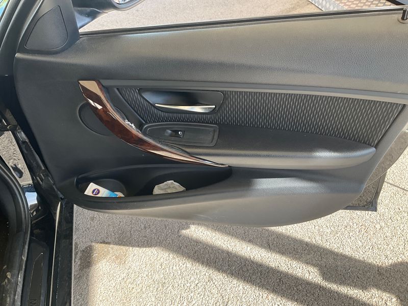 BMW 3er 320d 2012 – снимка 22