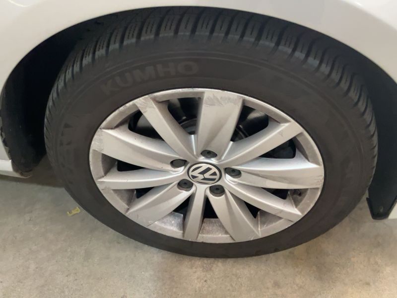 Volkswagen Passat 2.0 TDI Comfortline BlueMotion Tech 2013 – снимка 19