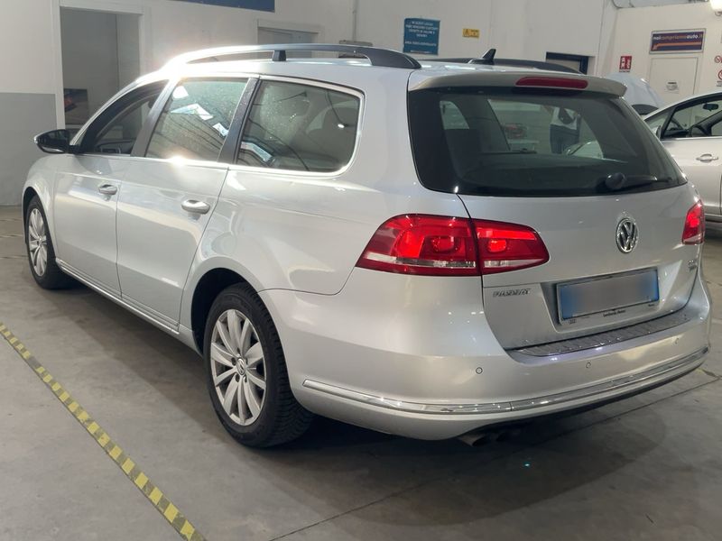 Volkswagen Passat 2.0 TDI Comfortline BlueMotion Tech 2013 – снимка 3