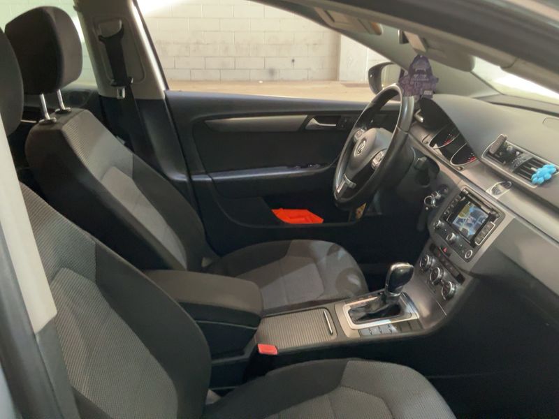Volkswagen Passat 2.0 TDI Comfortline BlueMotion Tech 2013 – снимка 11