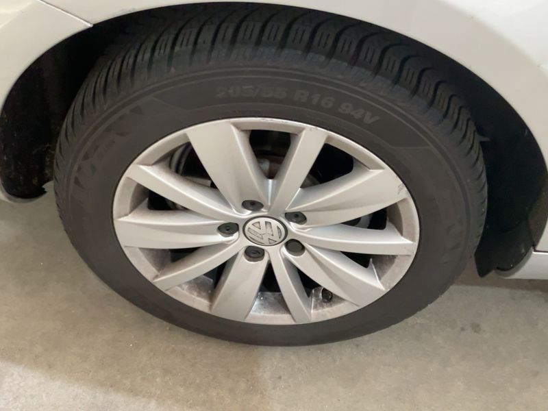 Volkswagen Passat 2.0 TDI Comfortline BlueMotion Tech 2013 – снимка 18