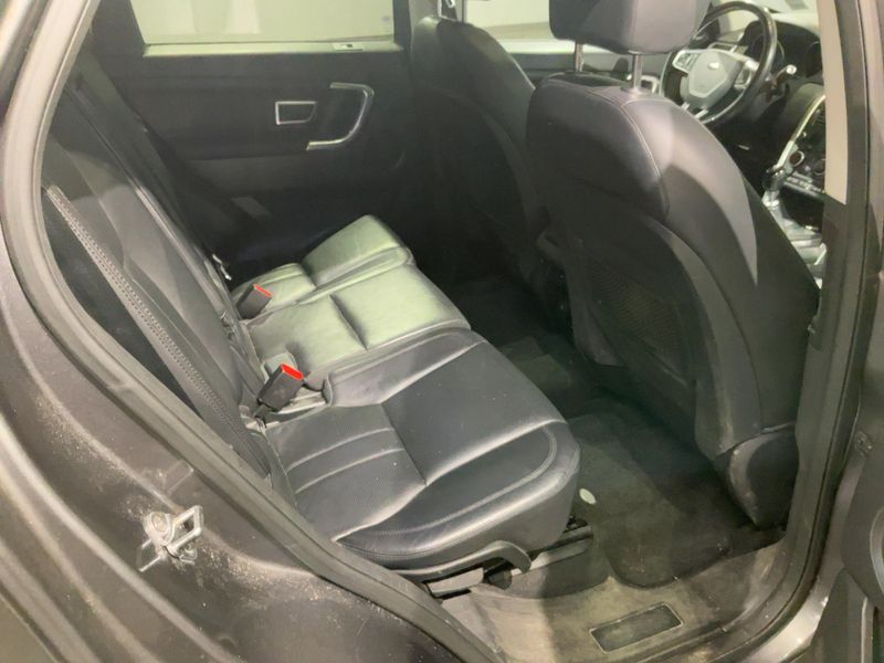 Land Rover Discovery Sport 2.0 Td4 HSE 2015 – снимка 19