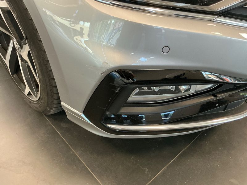 Volkswagen Passat 2.0 TDI Executive 2020 – снимка 27